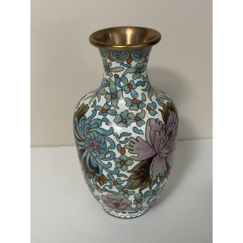 Vintage Cloisonné baluster Vase China 20th century Polychrome floral Pastels‎